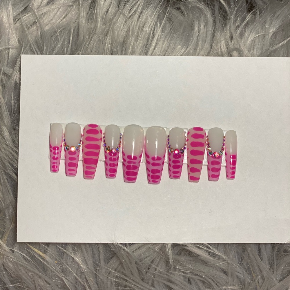 Pink Alligator Press on Nails